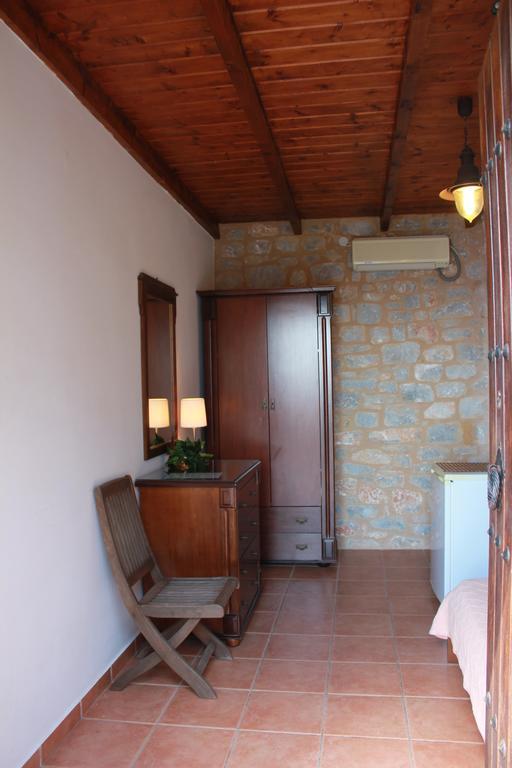 Lalloudes Seaside Accommodation Exo Nimfion Pokój zdjęcie
