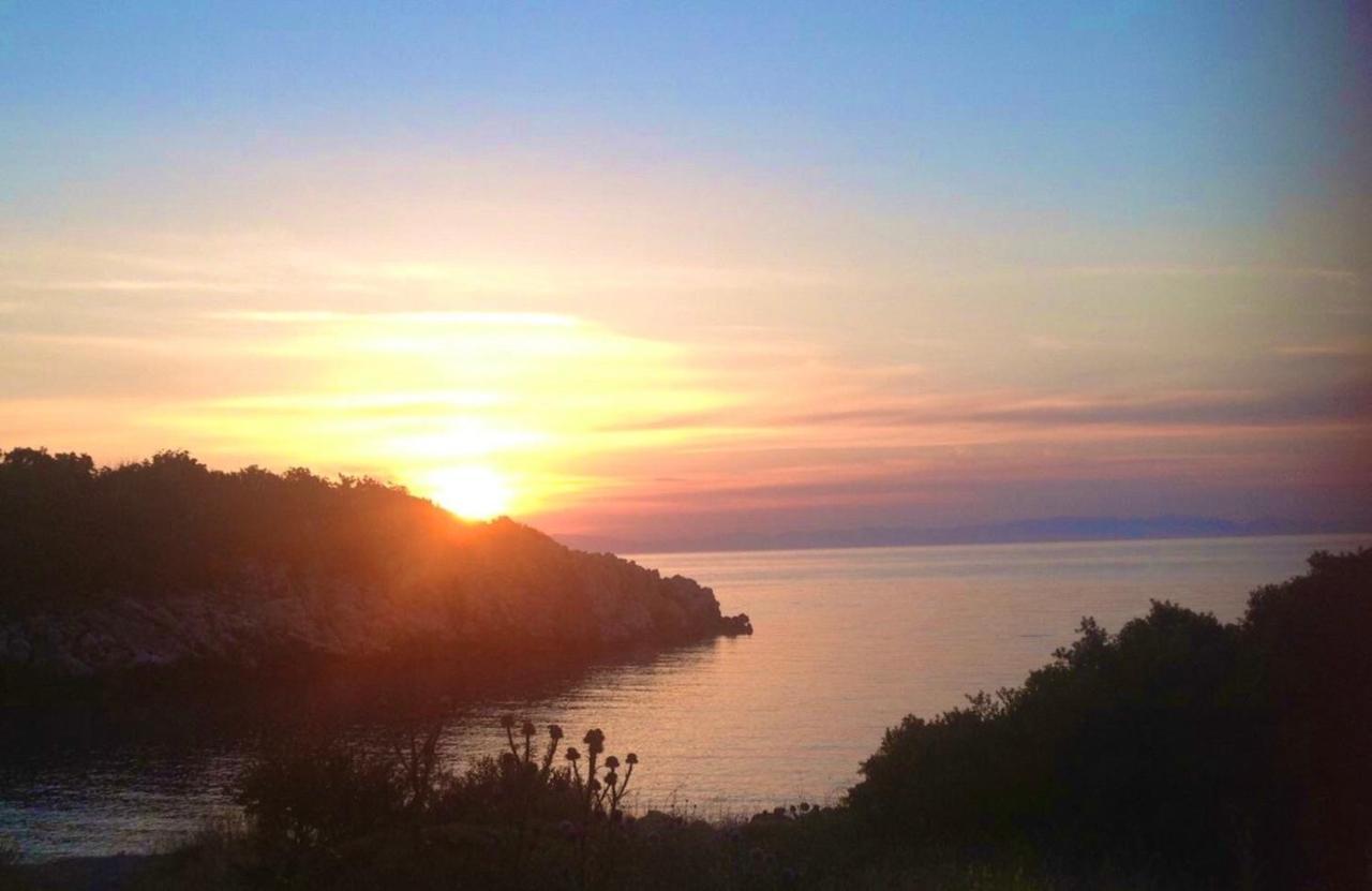 Lalloudes Seaside Accommodation Exo Nimfion Zewnętrze zdjęcie